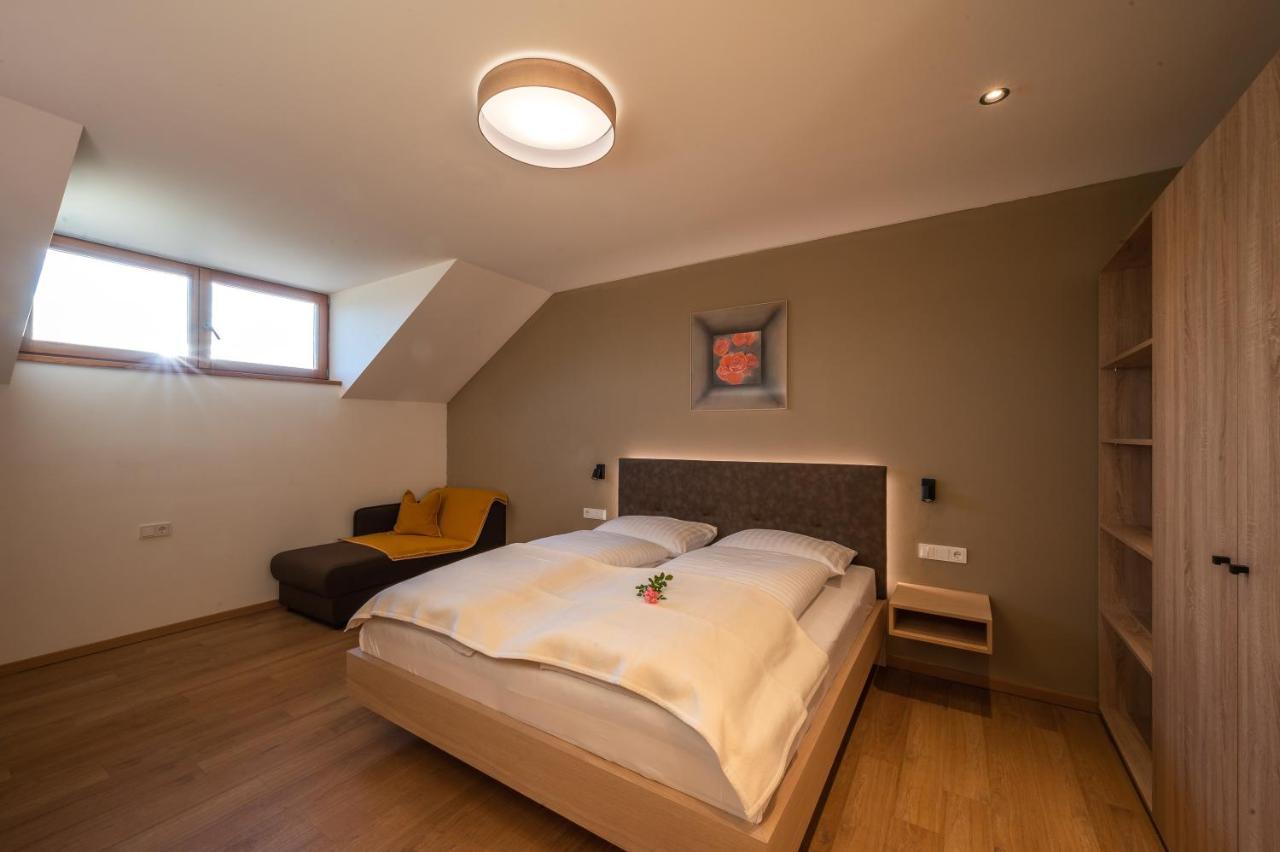 Apartament Weingut Lahn Zu Eppan Appiano Sulla Strada Del Vino Zewnętrze zdjęcie